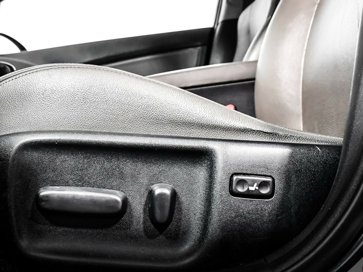 Купить Тойота Авенсис, 2012, 246 856 км.. Фото: #11