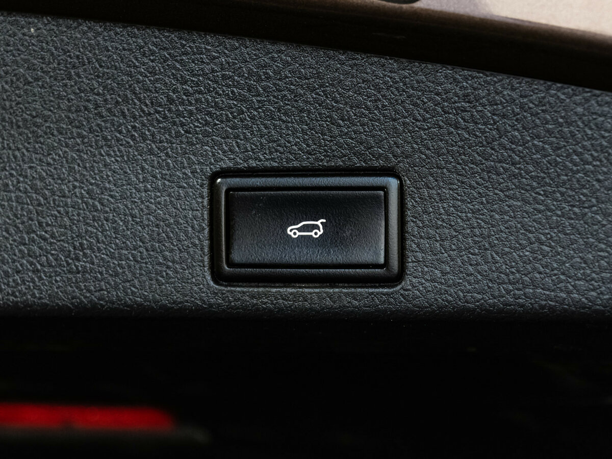 Купить Volkswagen Touareg, 2012, 183 121 км.. Фото: #23