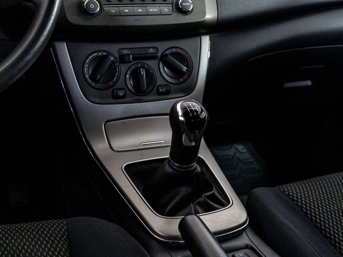 Купить Ниссан Сентра, 2015, 179 675 км.. Фото: #8