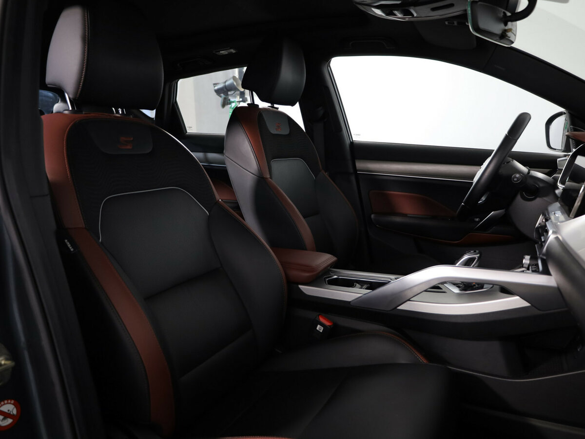 Купить Джили Кулрэй, 2022, 98 623 км.. Фото: #11