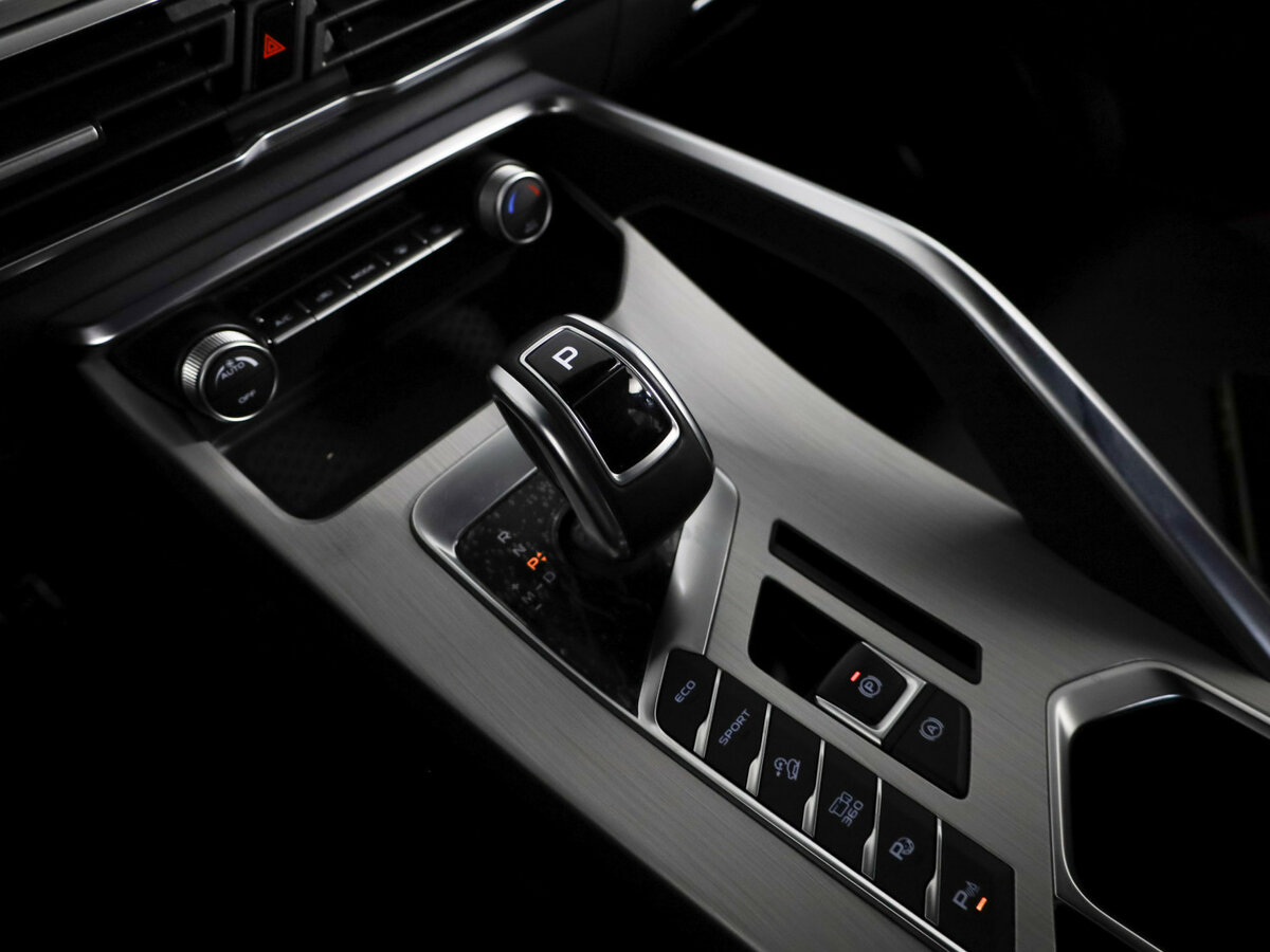 Купить Джили Кулрэй, 2022, 98 623 км.. Фото: #18