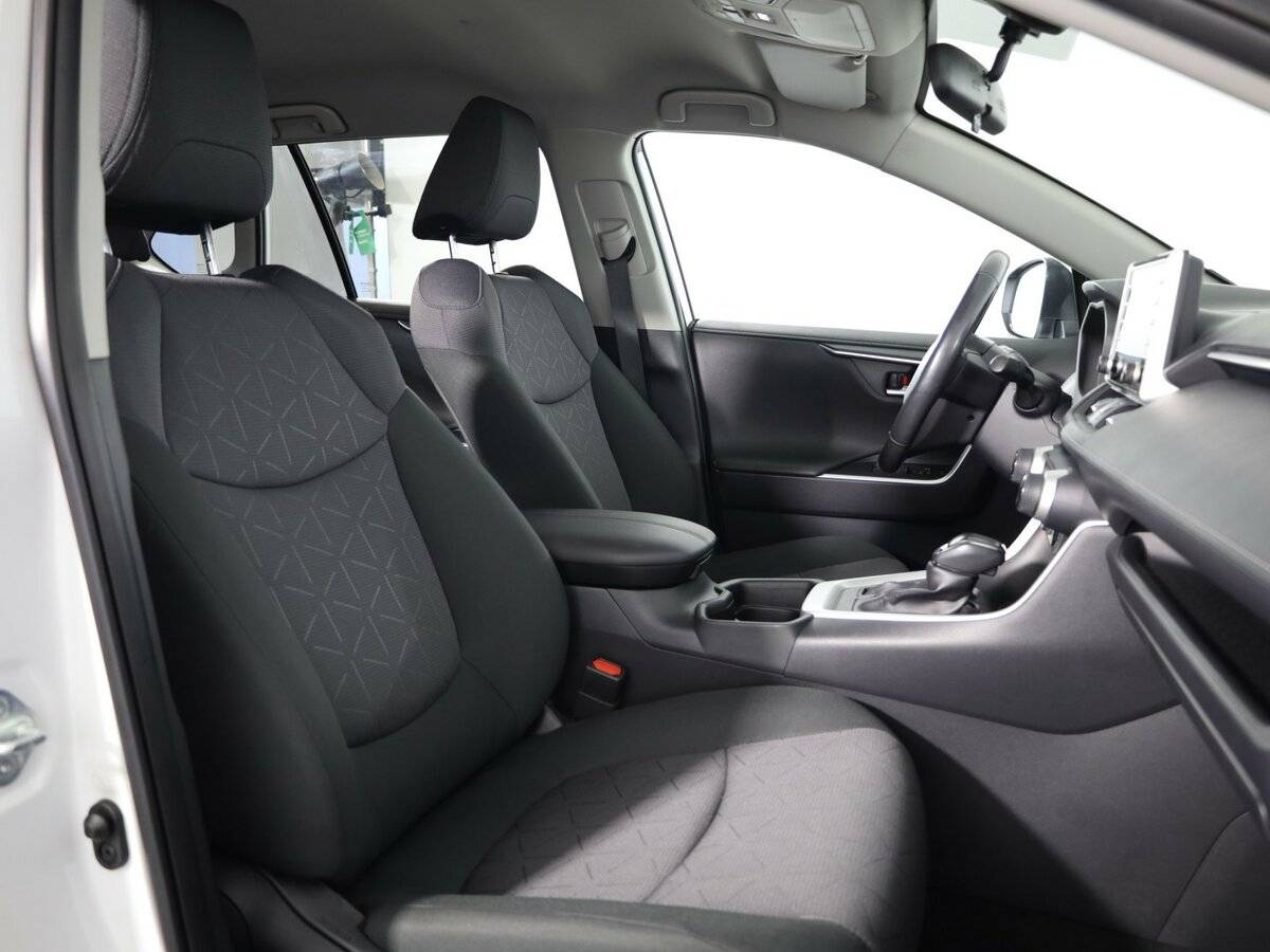 Купить Toyota RAV4, 2019, 109 626 км.. Фото: #11