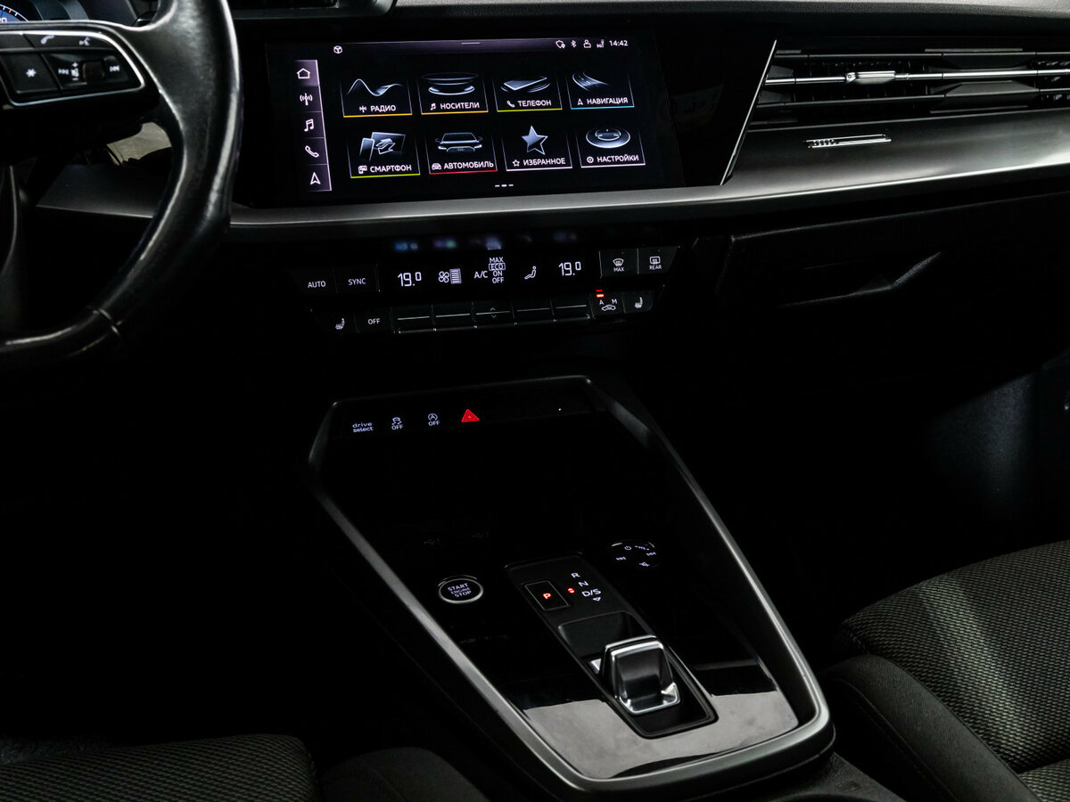 Купить Audi A3, 2021, 127 479 км.. Фото: #9