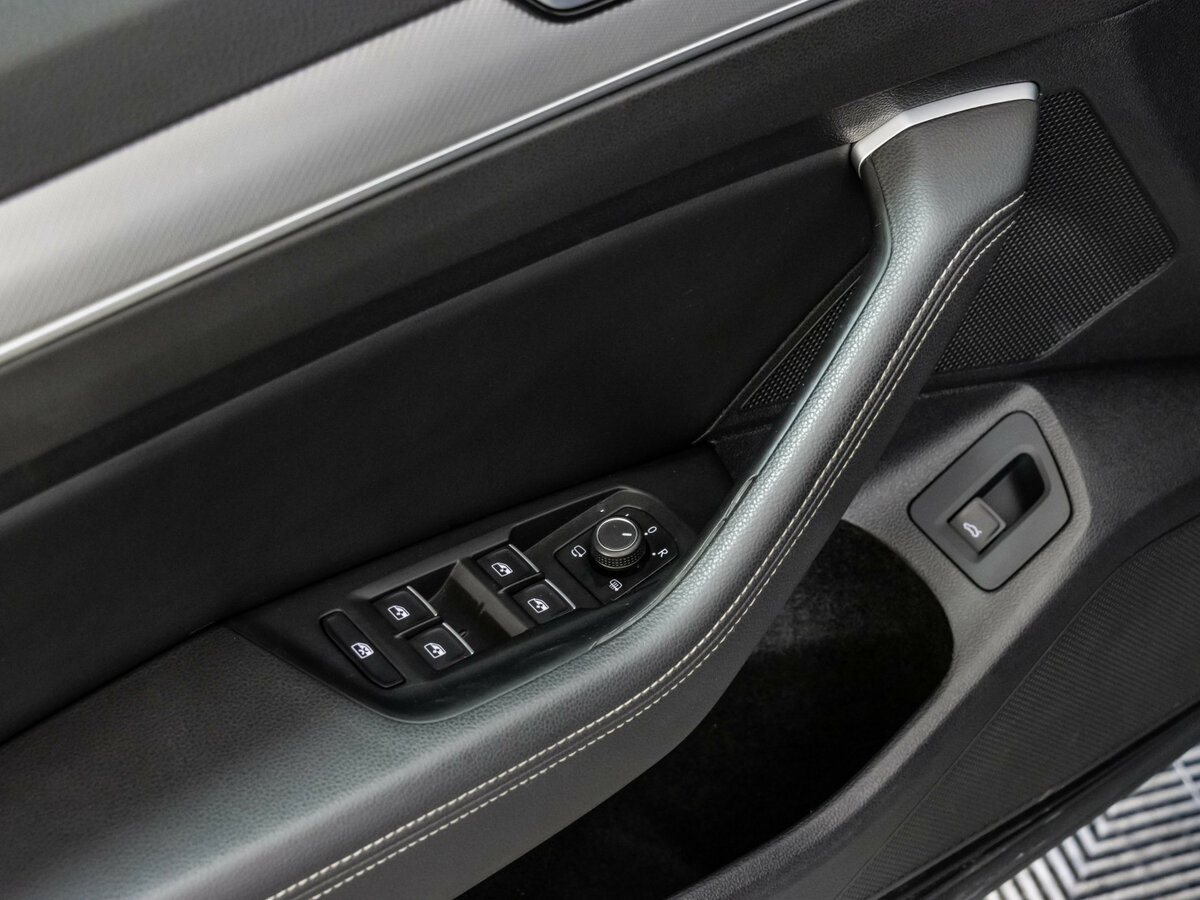 Купить Volkswagen Passat, 2018, 153 110 км.. Фото: #12