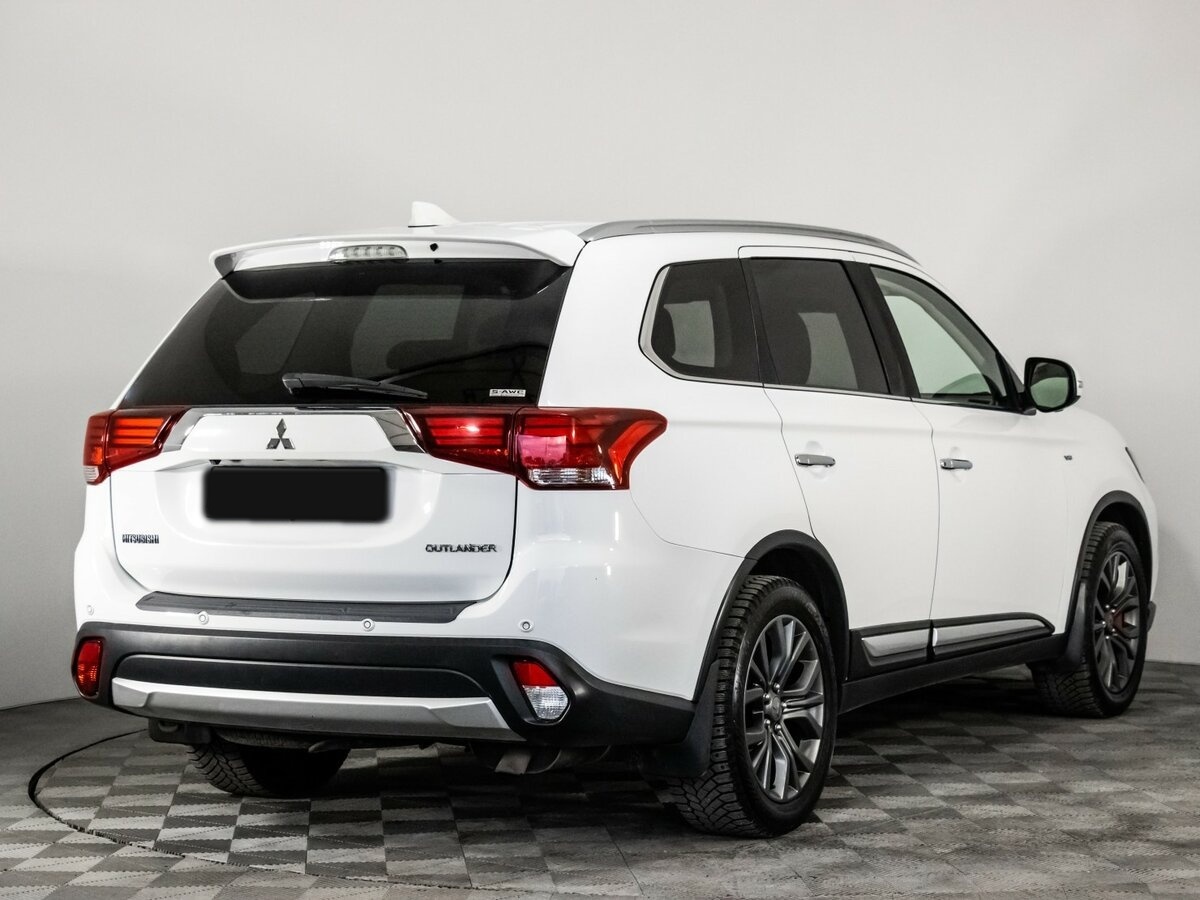 Купить Mitsubishi Outlander, 2017, 191 296 км.. Фото: #3