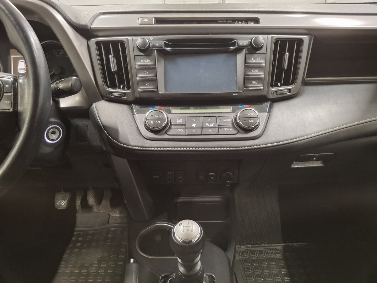 Купить Toyota RAV4, 2015, 143 688 км.. Фото: #13