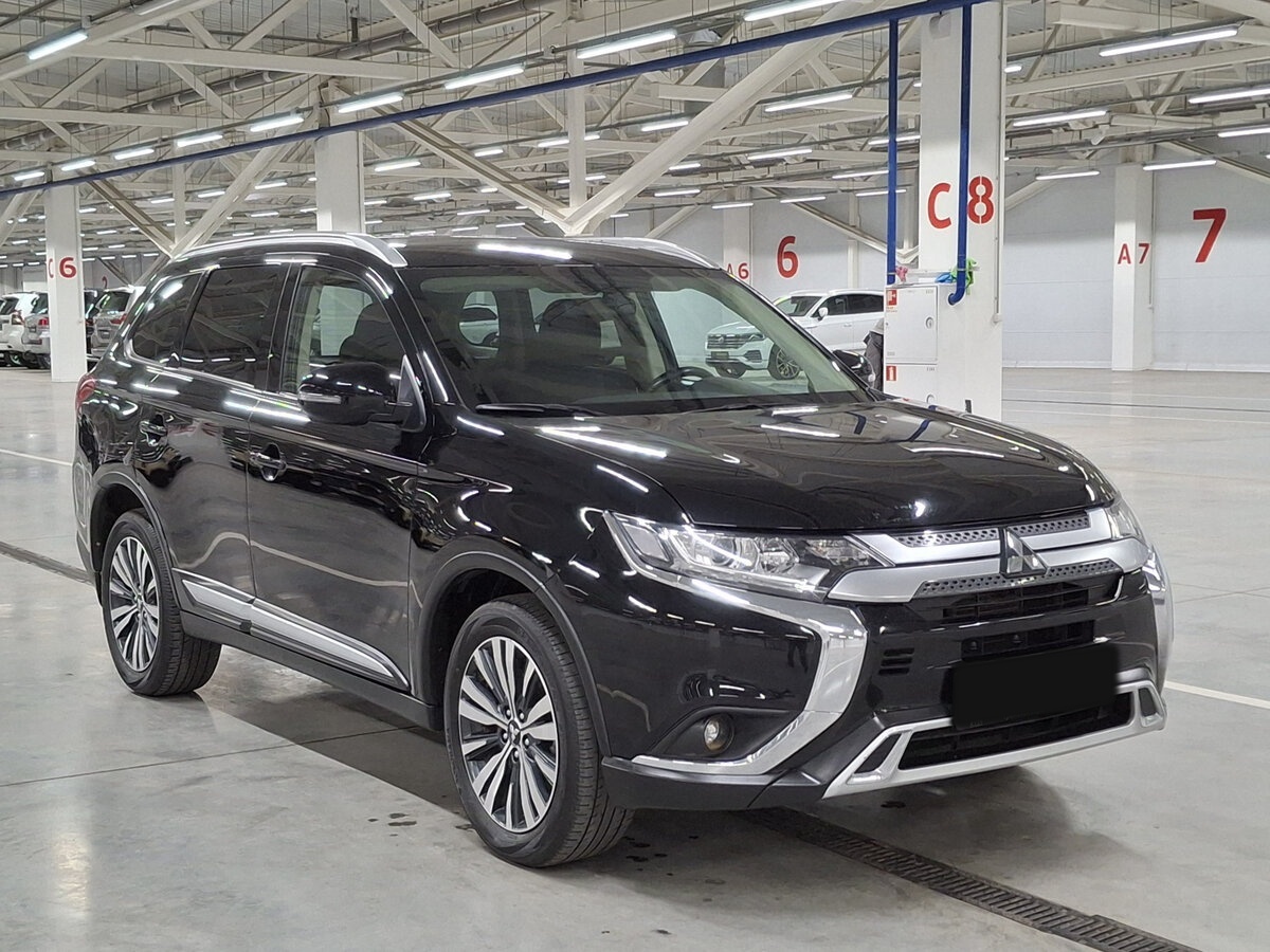 Купить Mitsubishi Outlander, 2020, 121 303 км.. Фото: #2
