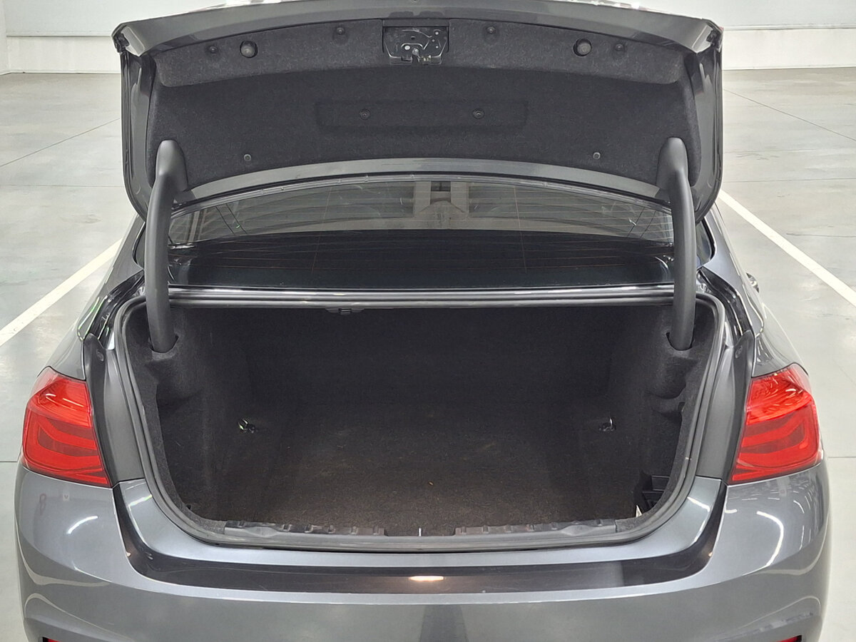 Купить BMW 3 серии, 2018, 157 750 км.. Фото: #8