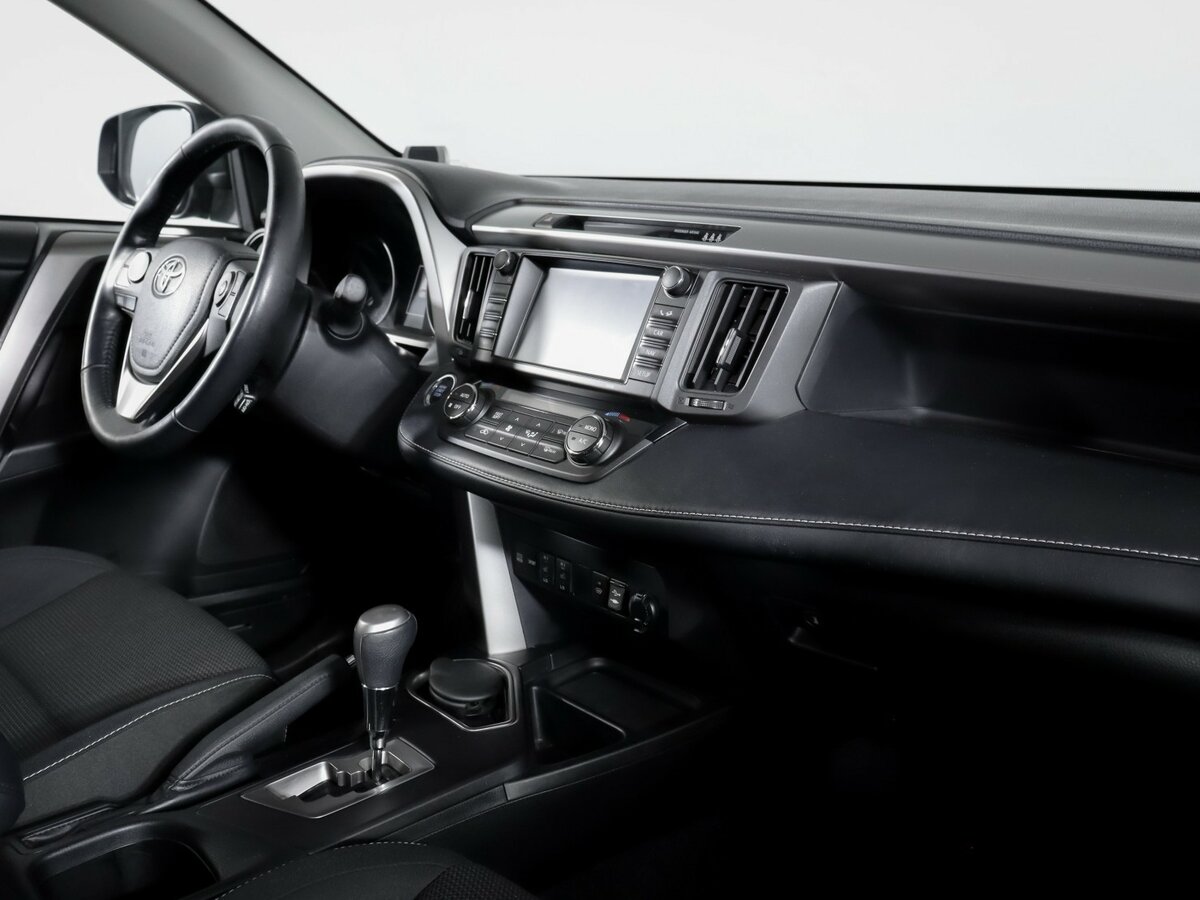 Купить Toyota RAV4, 2018, 88 353 км.. Фото: #8