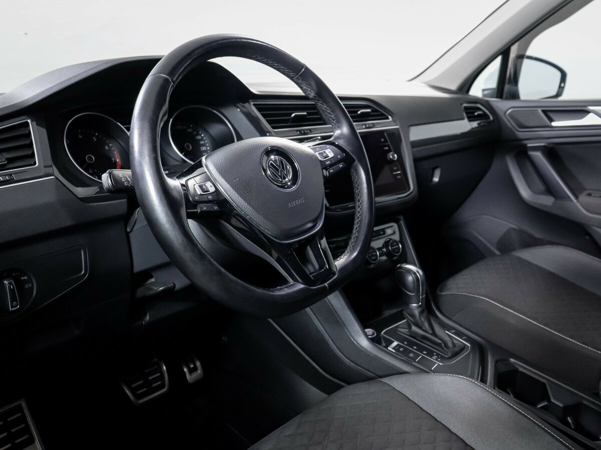 Купить Volkswagen Tiguan, 2018, 69 500 км.. Фото: #12