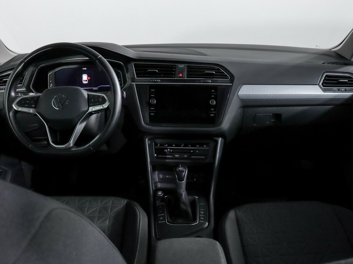 Купить Volkswagen Tiguan, 2021, 54 100 км.. Фото: #9