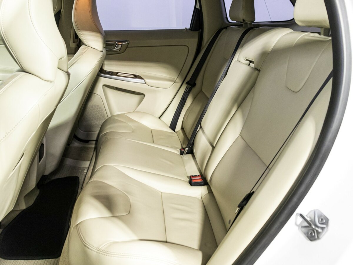 Купить Volvo XC60, 2016, 85 724 км.. Фото: #9