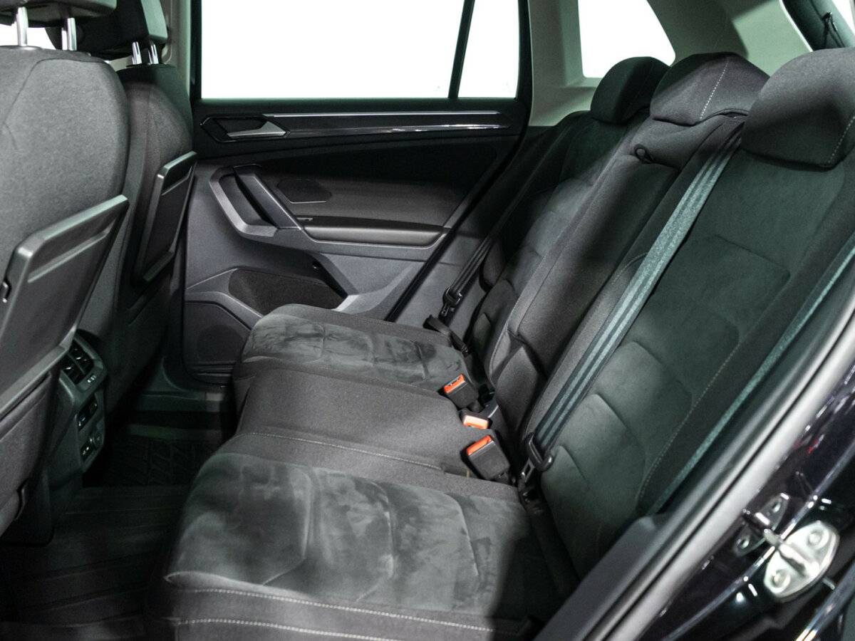 Купить Volkswagen Tiguan, 2018, 132 436 км.. Фото: #9