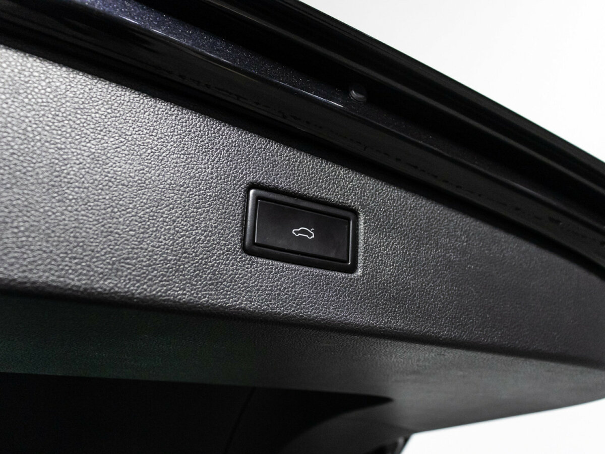 Купить Volkswagen Tiguan, 2018, 132 436 км.. Фото: #19