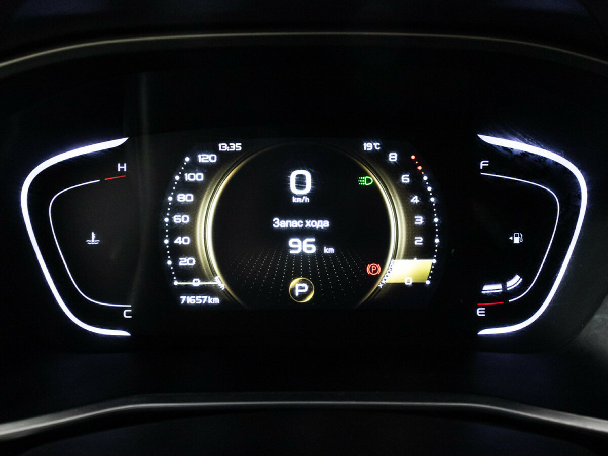 Купить Джили Кулрэй, 2021, 71 656 км.. Фото: #11