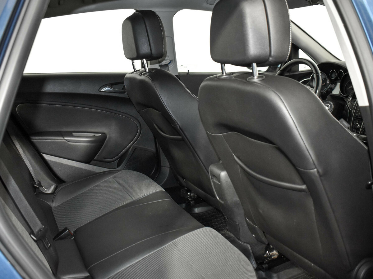 Купить Опель Астра, 2013, 210 797 км.. Фото: #10