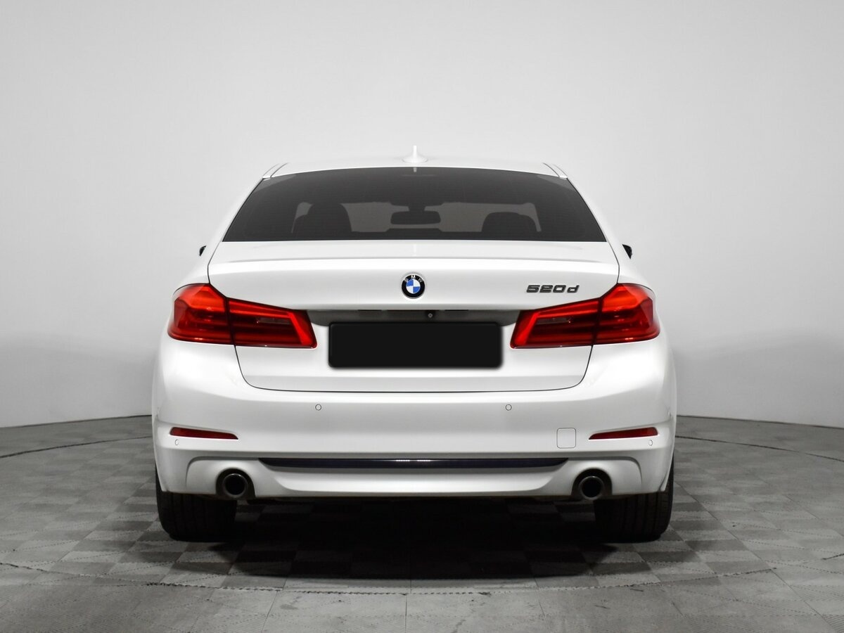 Купить BMW 5 серии, 2017, 150 172 км.. Фото: #4