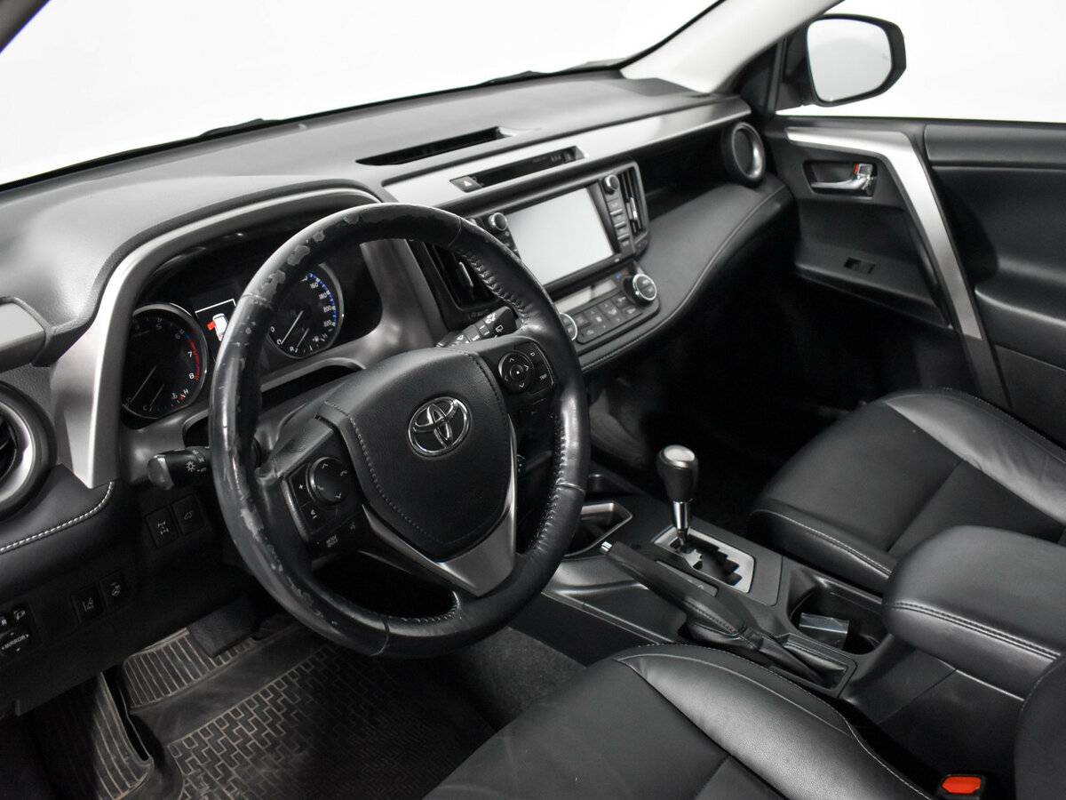 Купить Toyota RAV4, 2017, 89 478 км.. Фото: #6