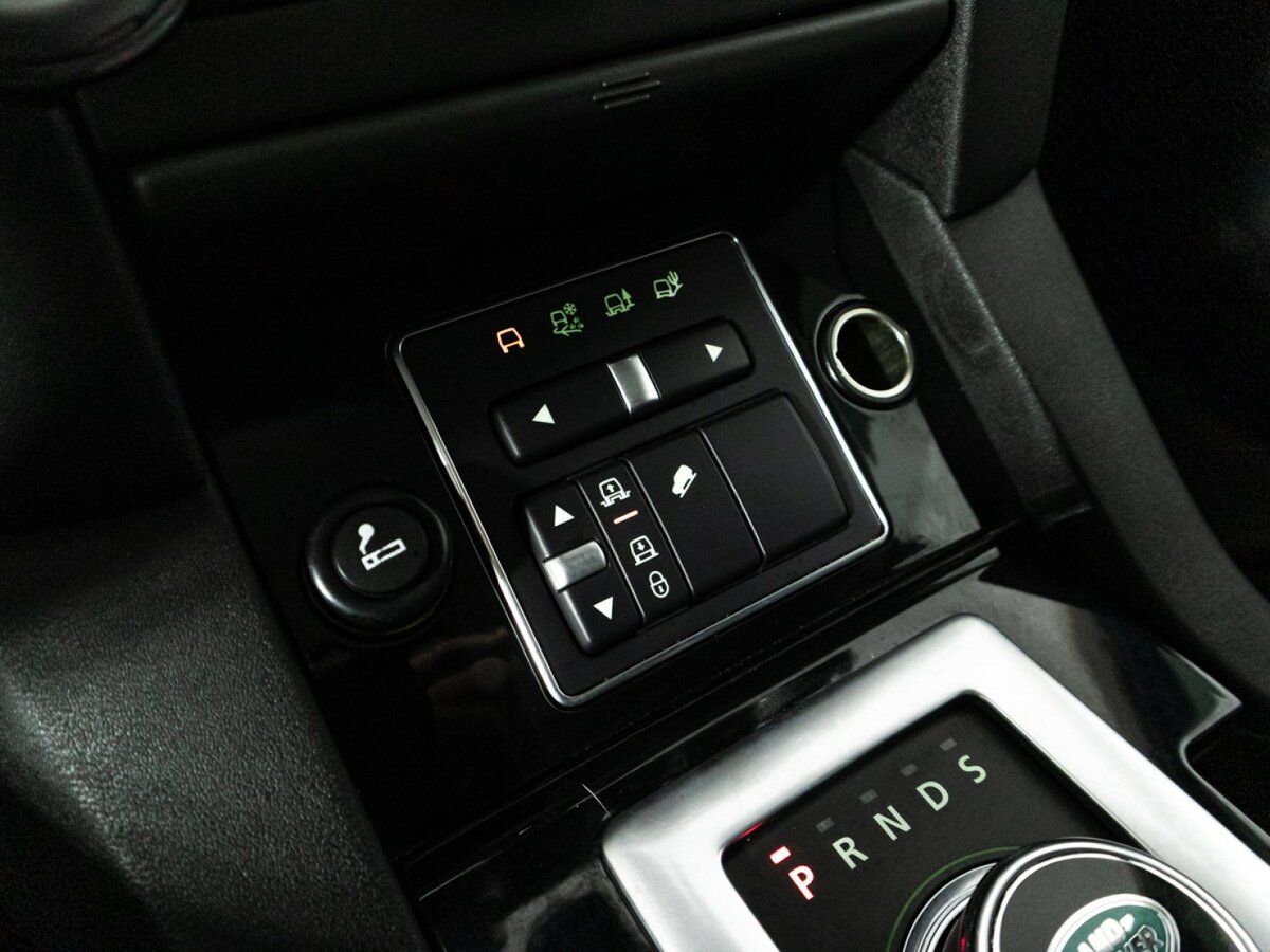 Купить Land Rover Discovery, 2014, 199 317 км.. Фото: #17