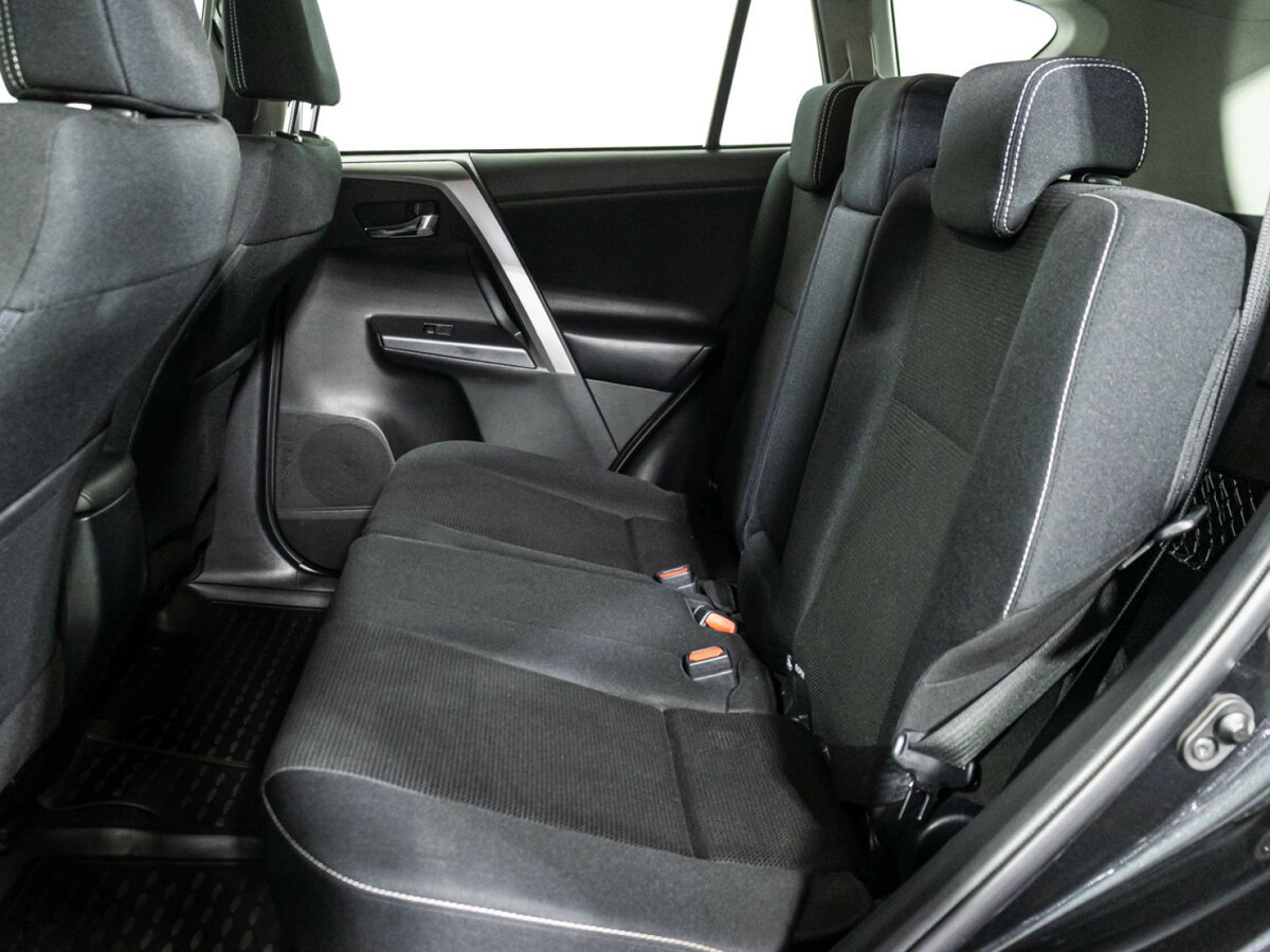 Купить Toyota RAV4, 2016, 66 702 км.. Фото: #9