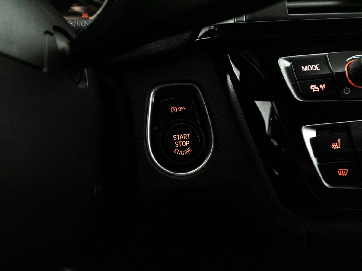 Купить BMW 3 серии, 2016, 127 372 км.. Фото: #18