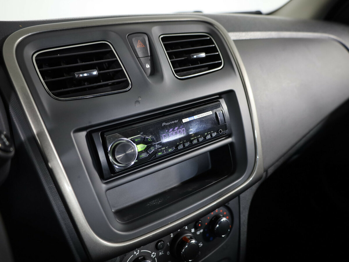 Купить Рено Логан, 2015, 151 425 км.. Фото: #17