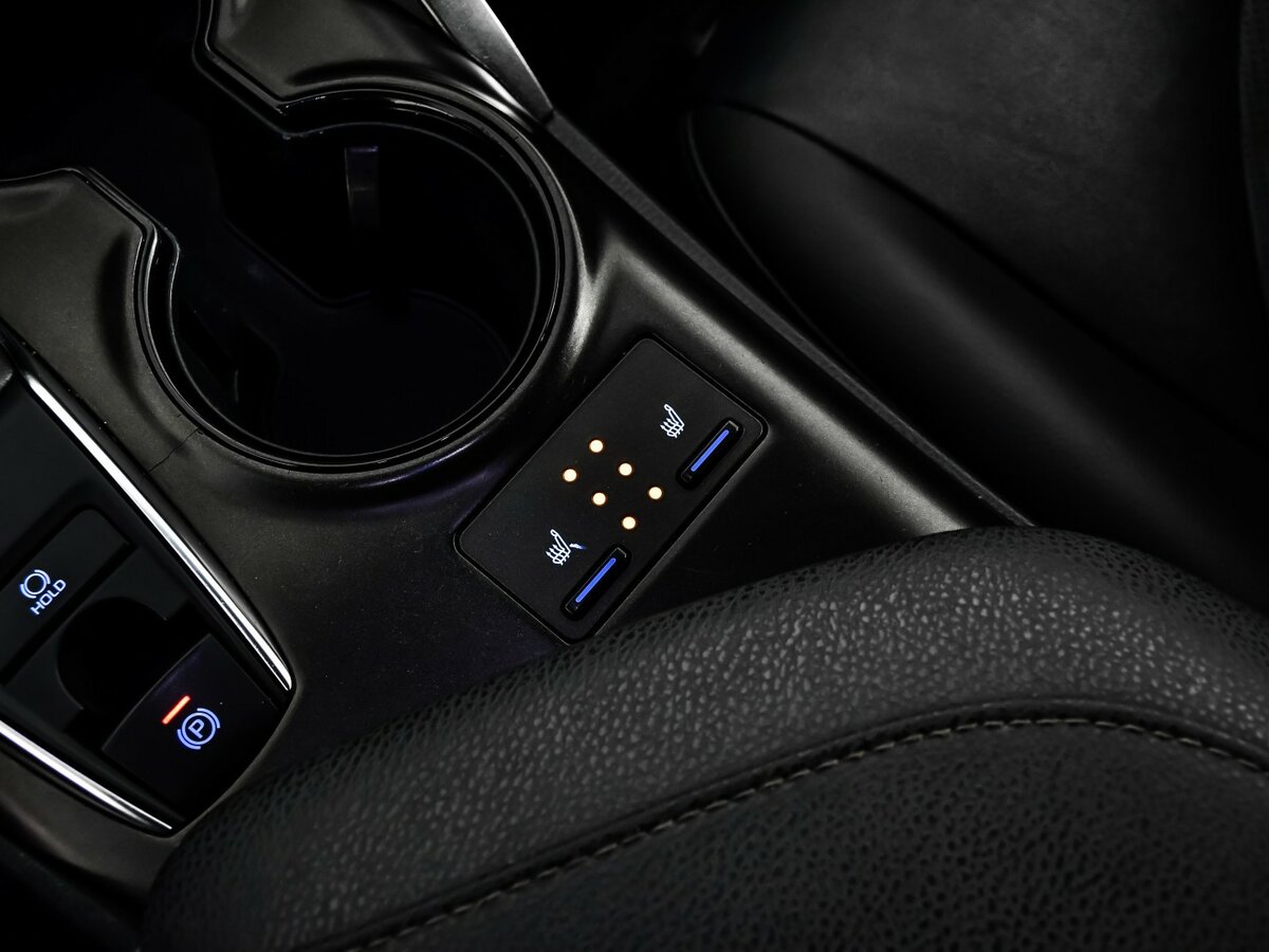 Купить Toyota Camry, 2021, 70 747 км.. Фото: #15