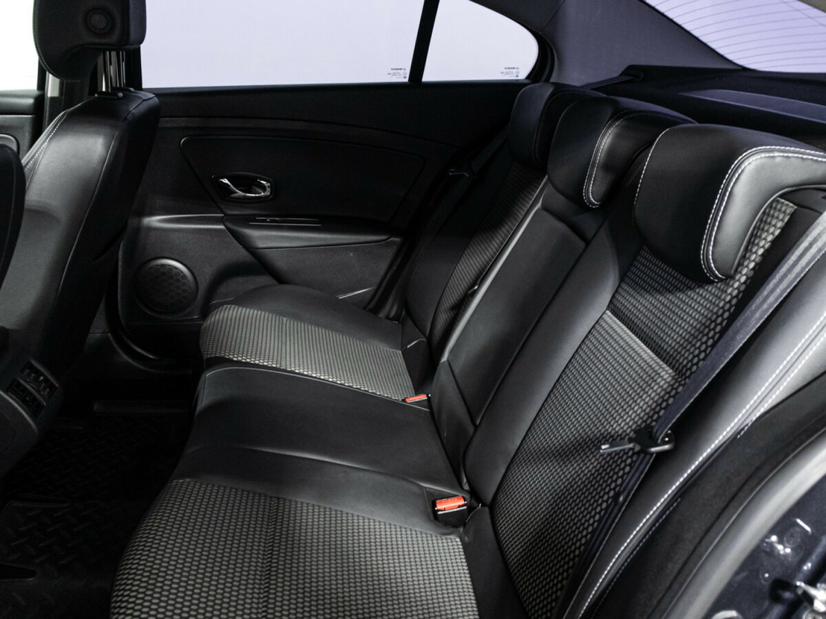 Купить Renault Fluence, 2012, 86 137 км.. Фото: #9