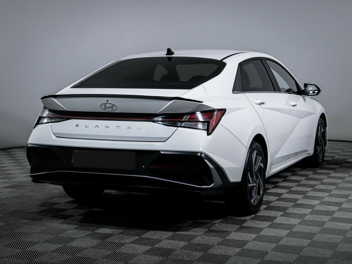 Купить Hyundai Elantra, 2024, 9 266 км.. Фото: #3