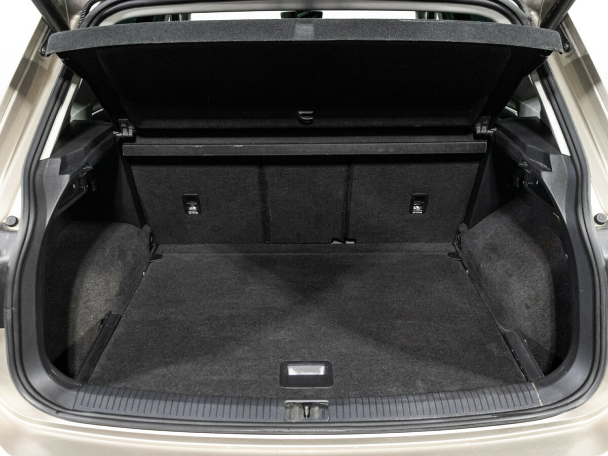 Купить Volkswagen Tiguan, 2019, 106 837 км.. Фото: #18