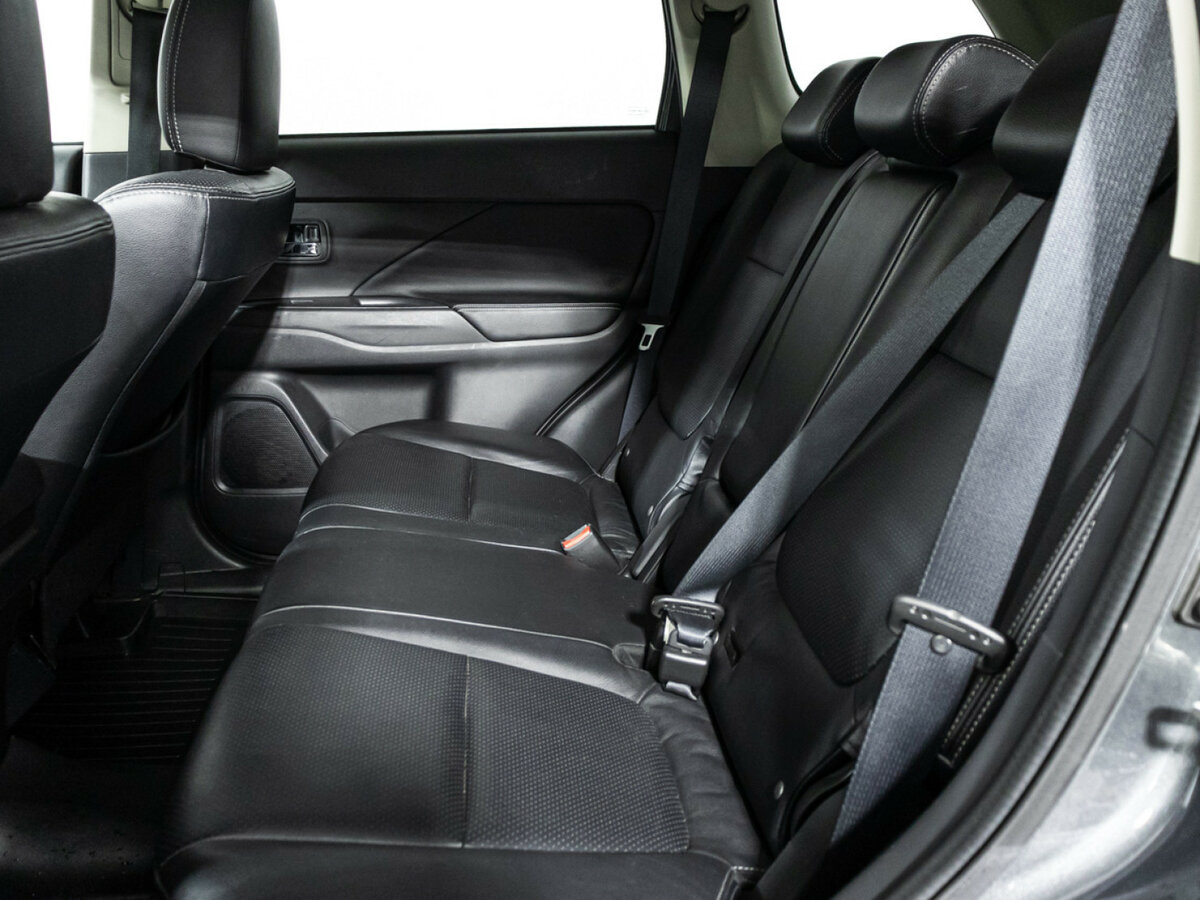 Купить Mitsubishi Outlander, 2014, 121 050 км.. Фото: #9