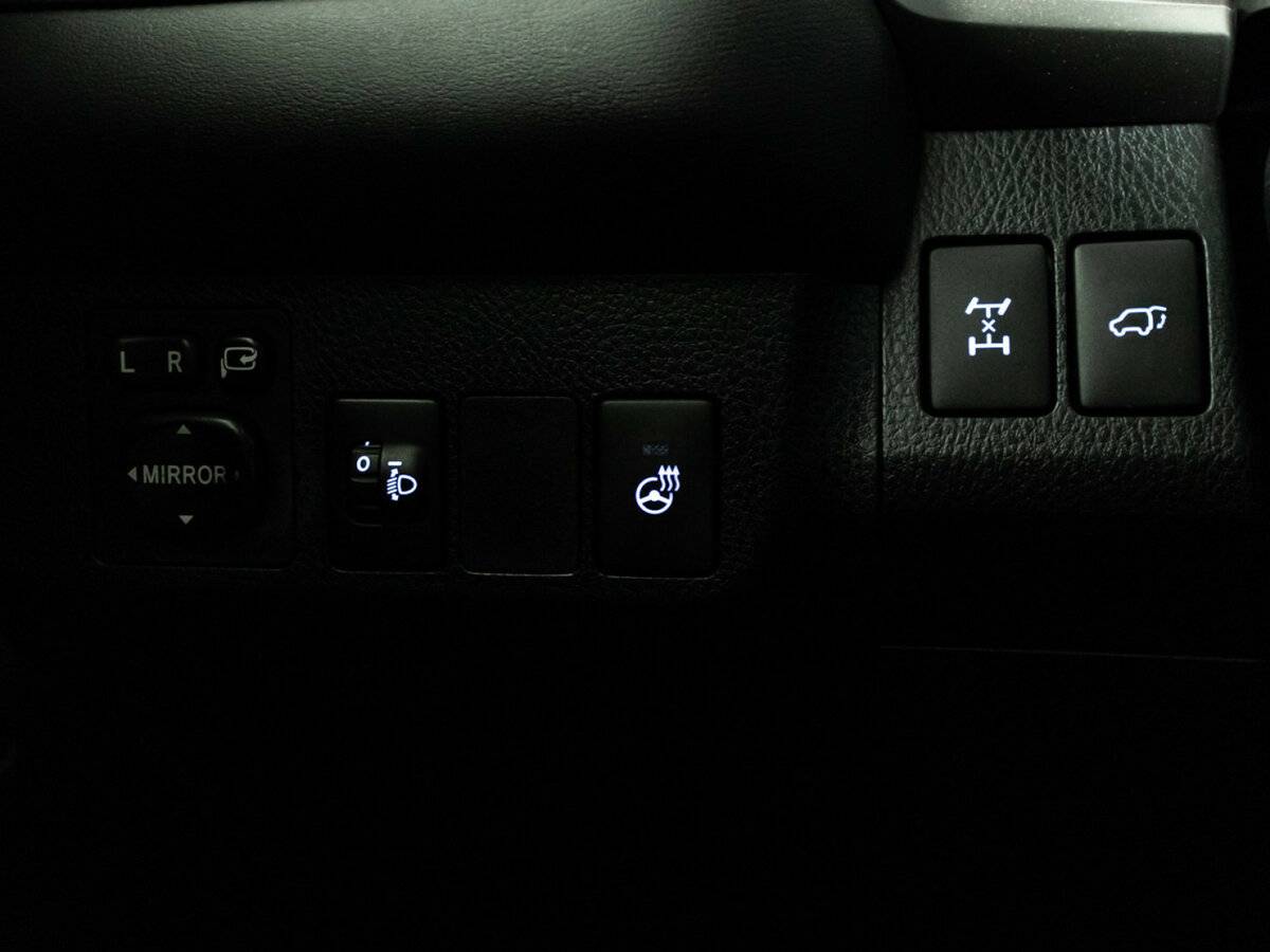 Купить Toyota RAV4, 2016, 127 991 км.. Фото: #15