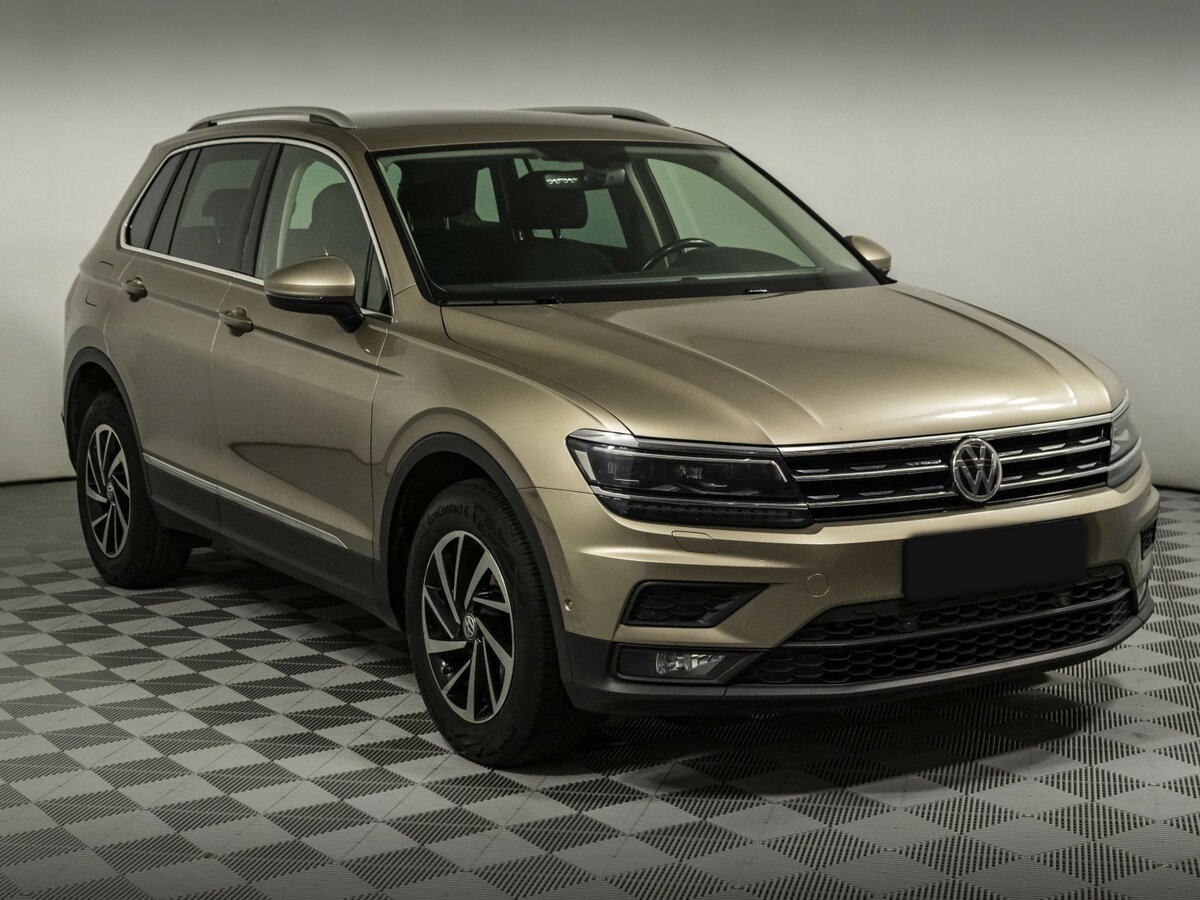 Купить Volkswagen Tiguan, 2018, 131 218 км.. Фото: #2
