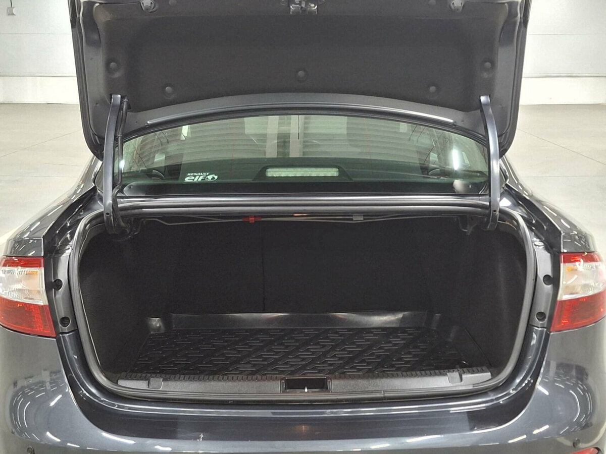 Купить Renault Fluence, 2012, 89 845 км.. Фото: #9