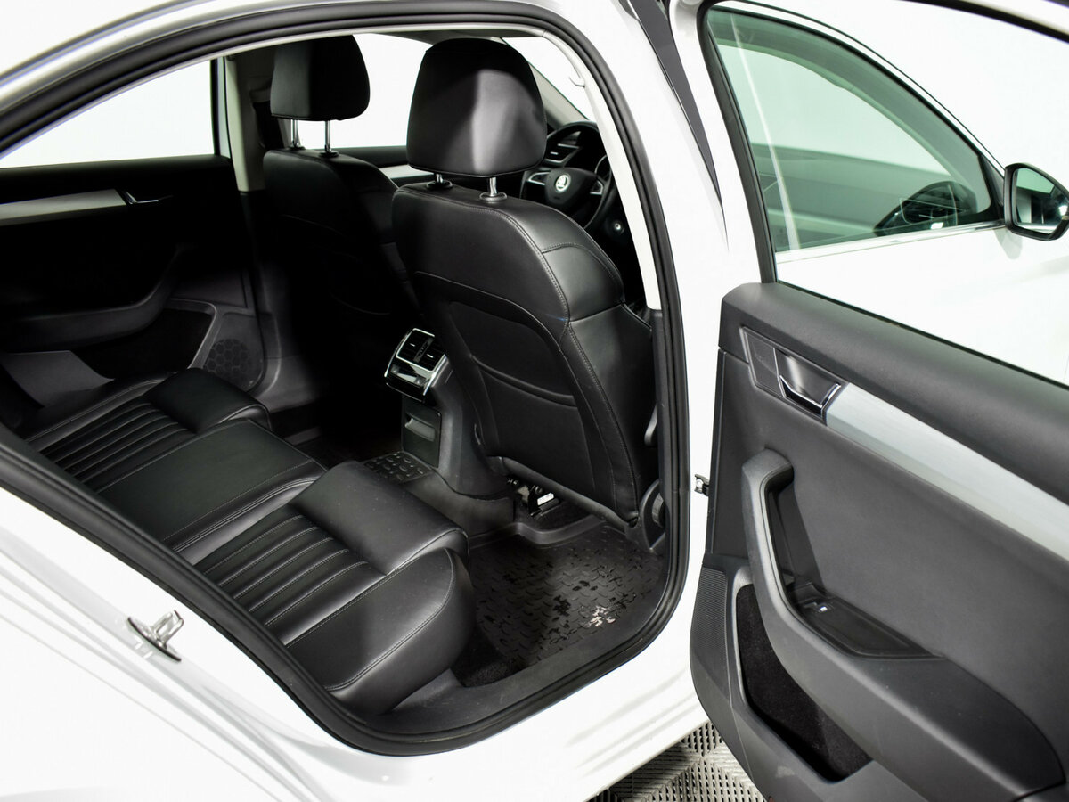 Купить Шкода Суперб, 2018, 156 585 км.. Фото: #9