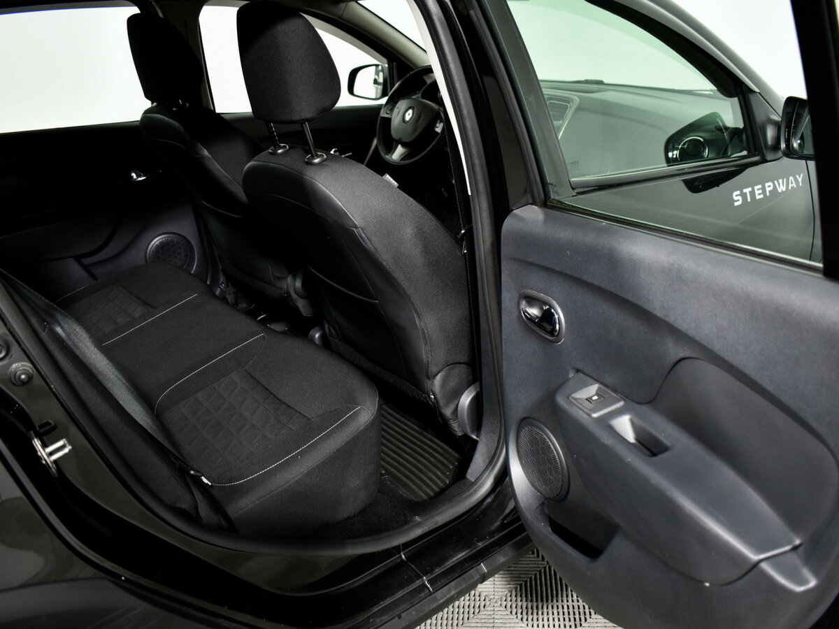 Купить Рено Сандеро, 2016, 50 473 км.. Фото: #11