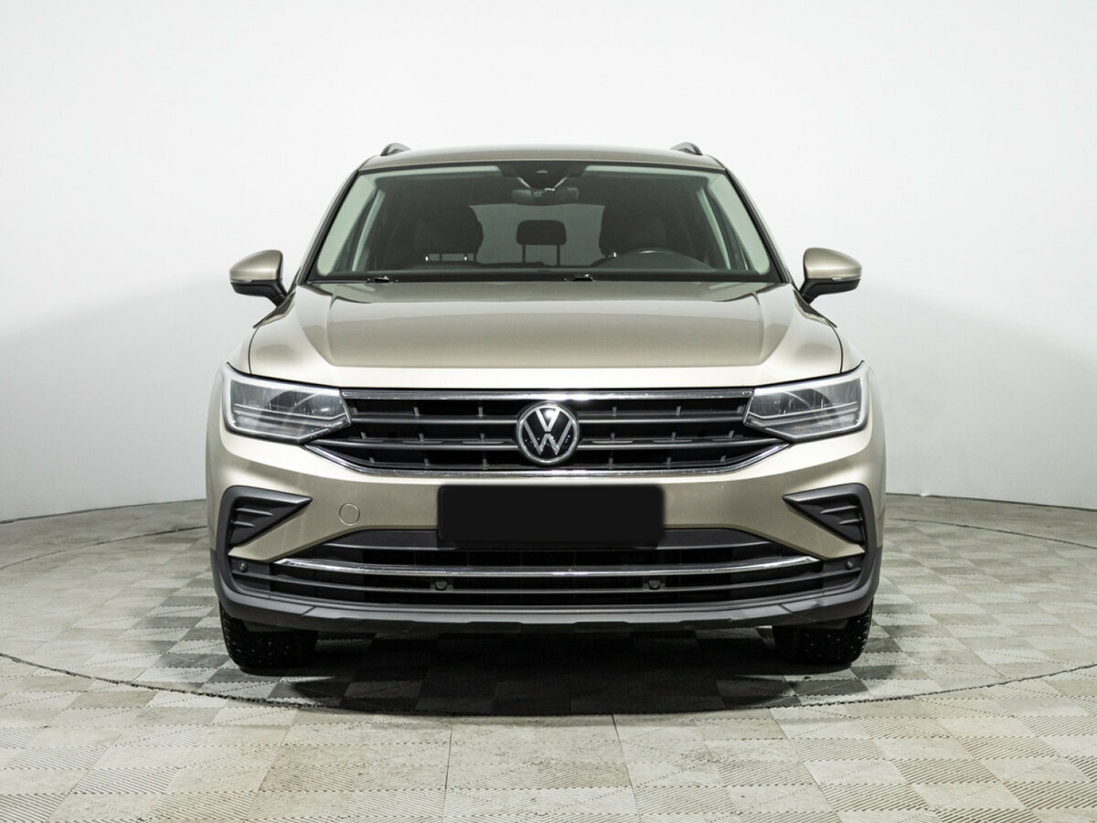Купить Volkswagen Tiguan, 2021, 94 592 км.. Фото: #1