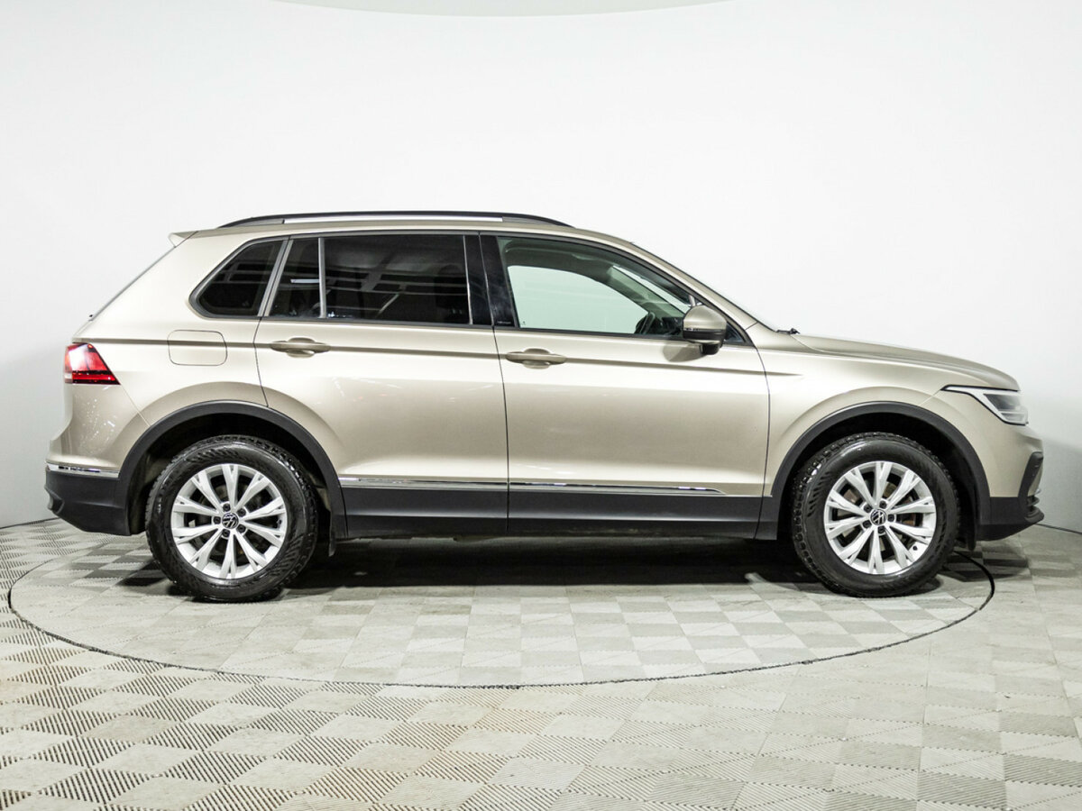 Купить Volkswagen Tiguan, 2021, 94 592 км.. Фото: #3