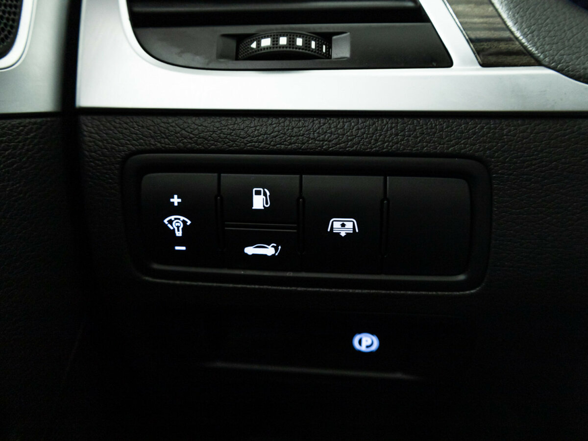 Купить Hyundai Genesis, 2015, 86 581 км.. Фото: #22