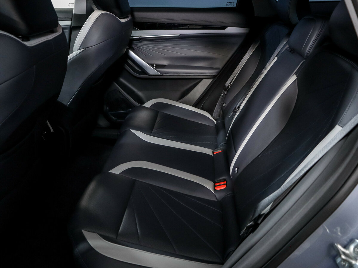 Купить Geely Atlas, 2023, 53 495 км.. Фото: #9