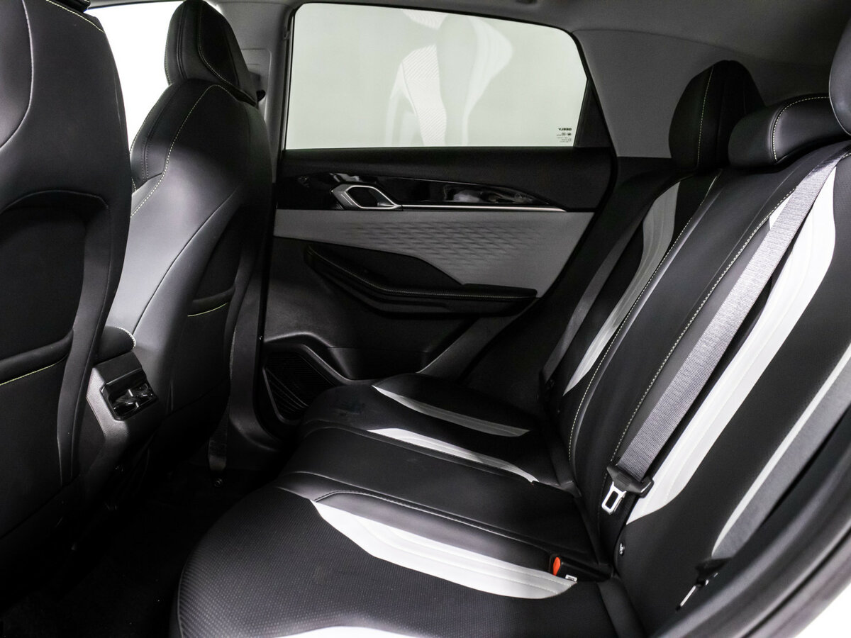 Купить Geely Coolray, 2023, 32 615 км.. Фото: #10