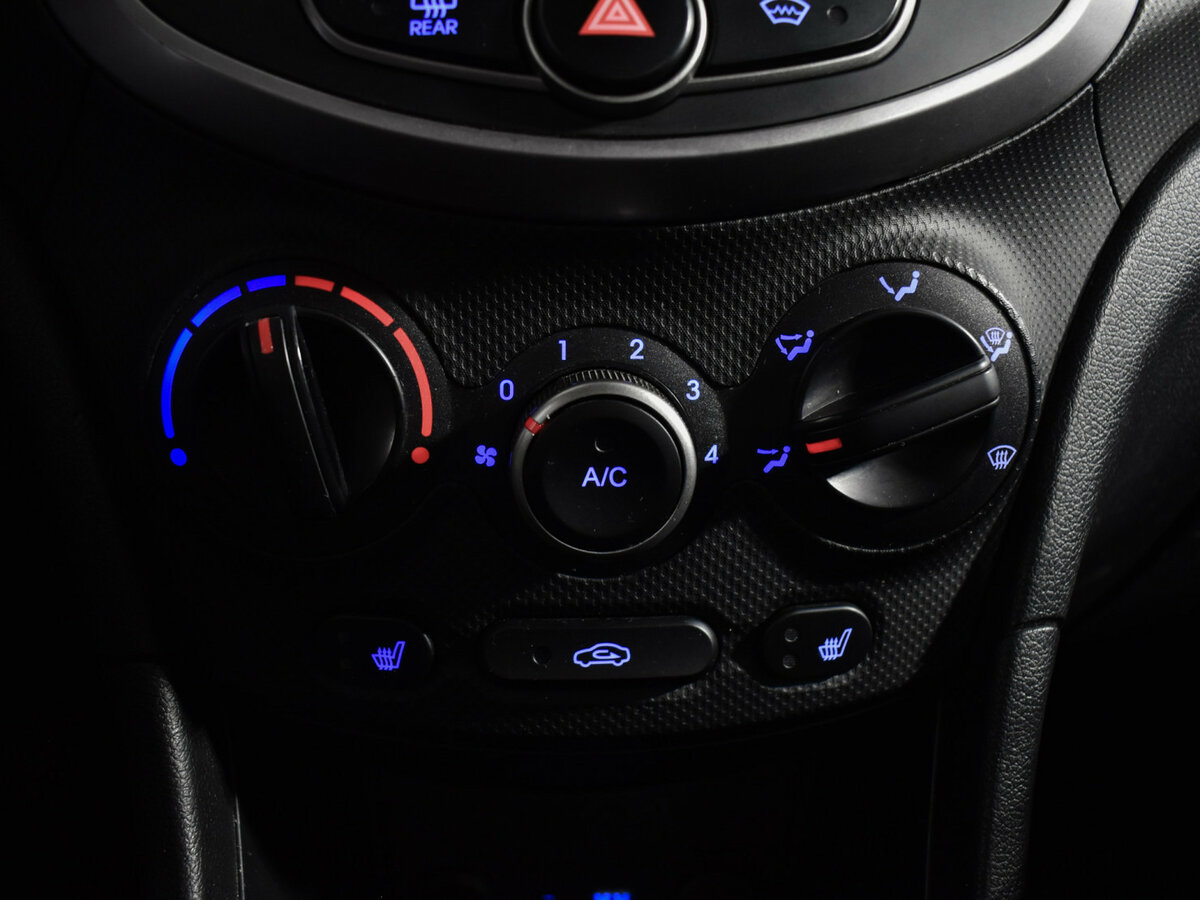 Купить Hyundai Solaris, 2016, 147 744 км.. Фото: #13