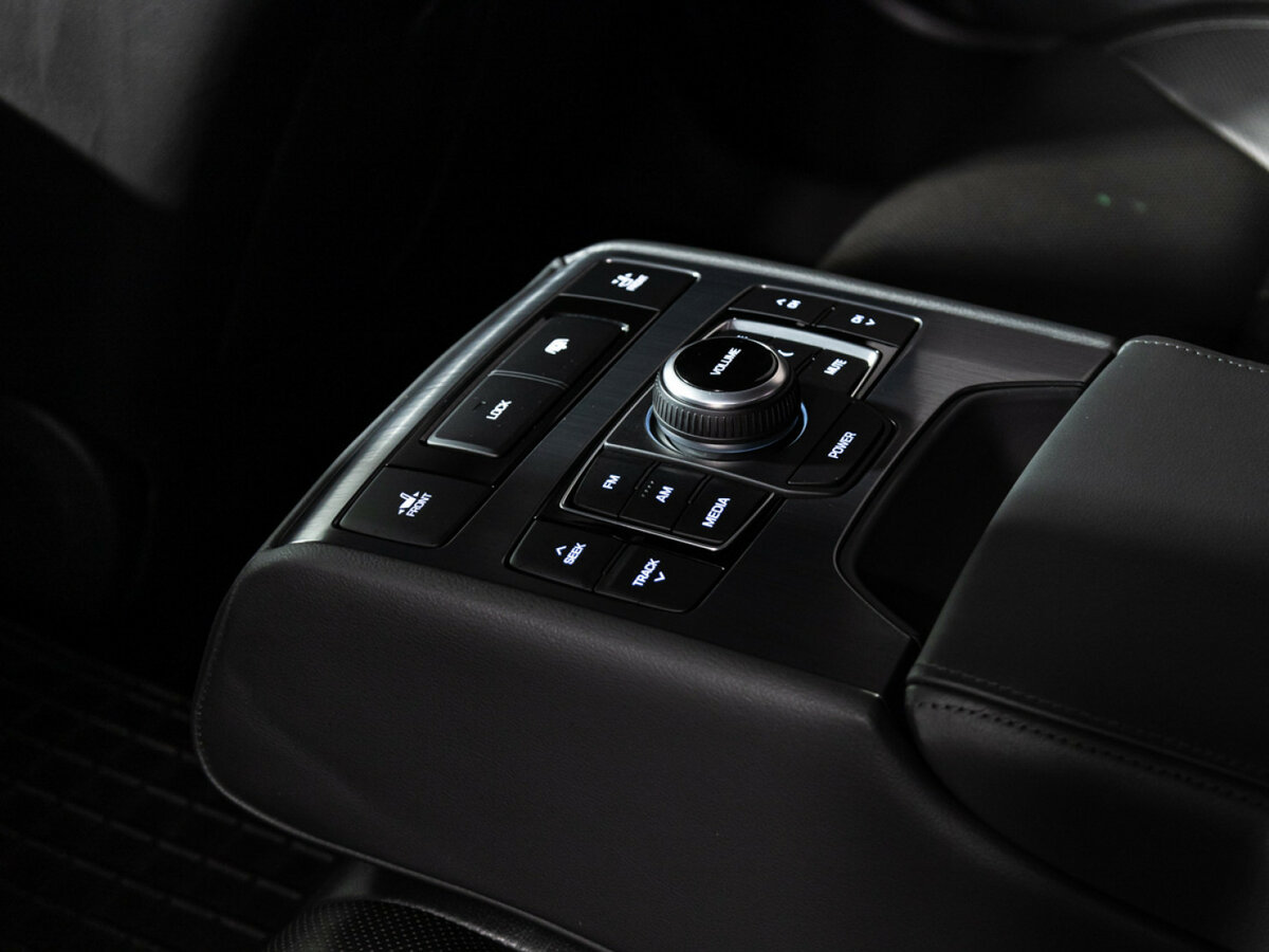 Купить Hyundai Genesis, 2015, 215 969 км.. Фото: #17