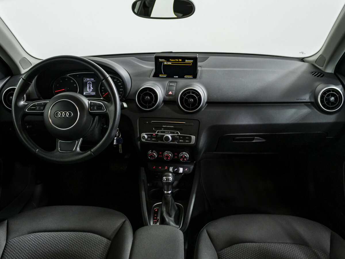 Купить Audi A1, 2015, 12 600 км.. Фото: #11