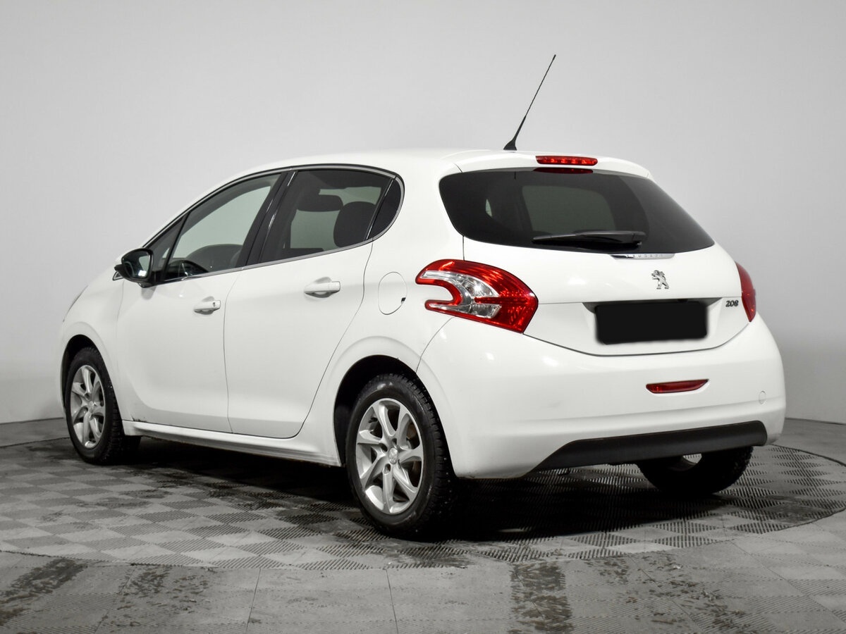 Купить Peugeot 208, 2013, 190 000 км.. Фото: #6