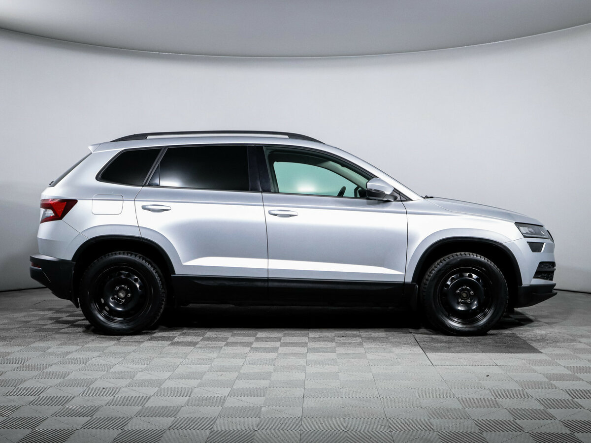 Купить Skoda Karoq, 2020, 110 161 км.. Фото: #3