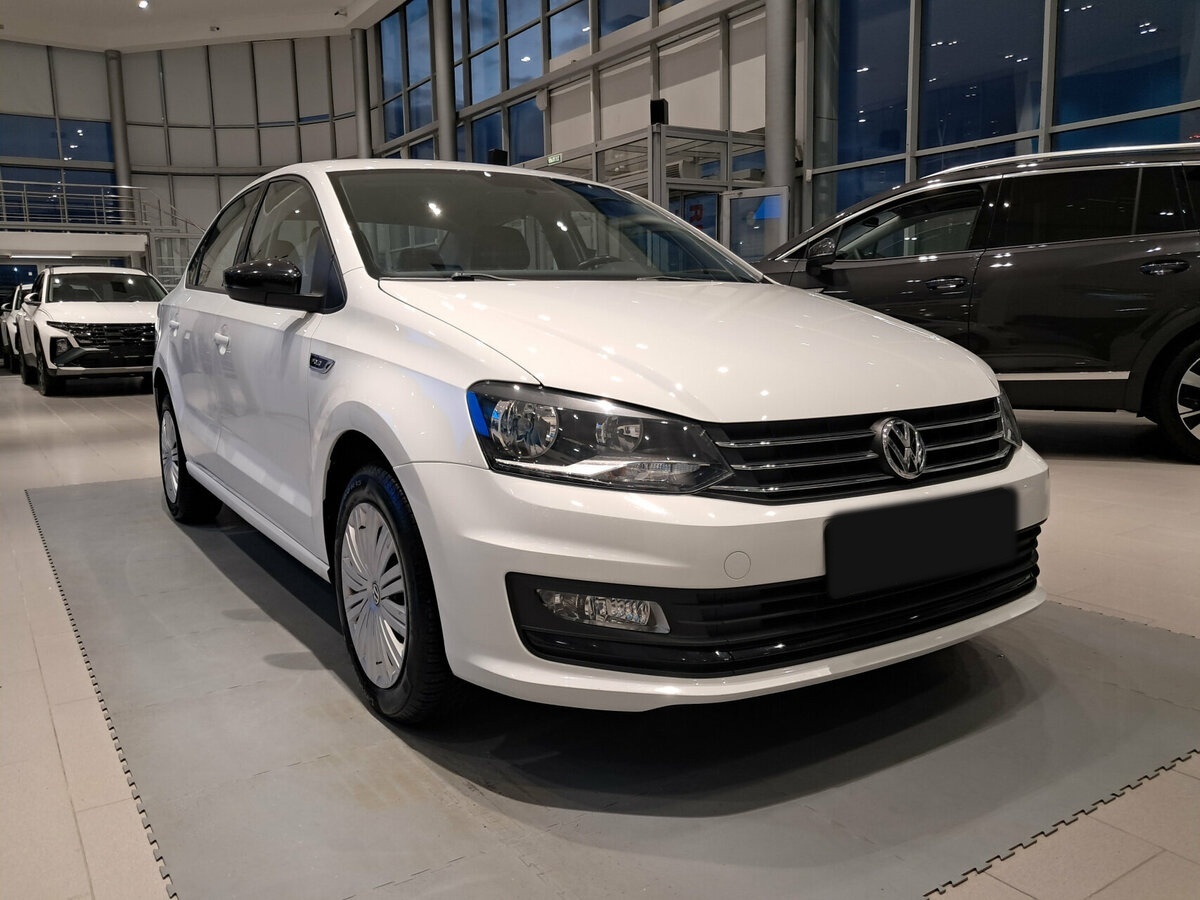 Купить Volkswagen Polo, 2017, 41 987 км.. Фото: #2