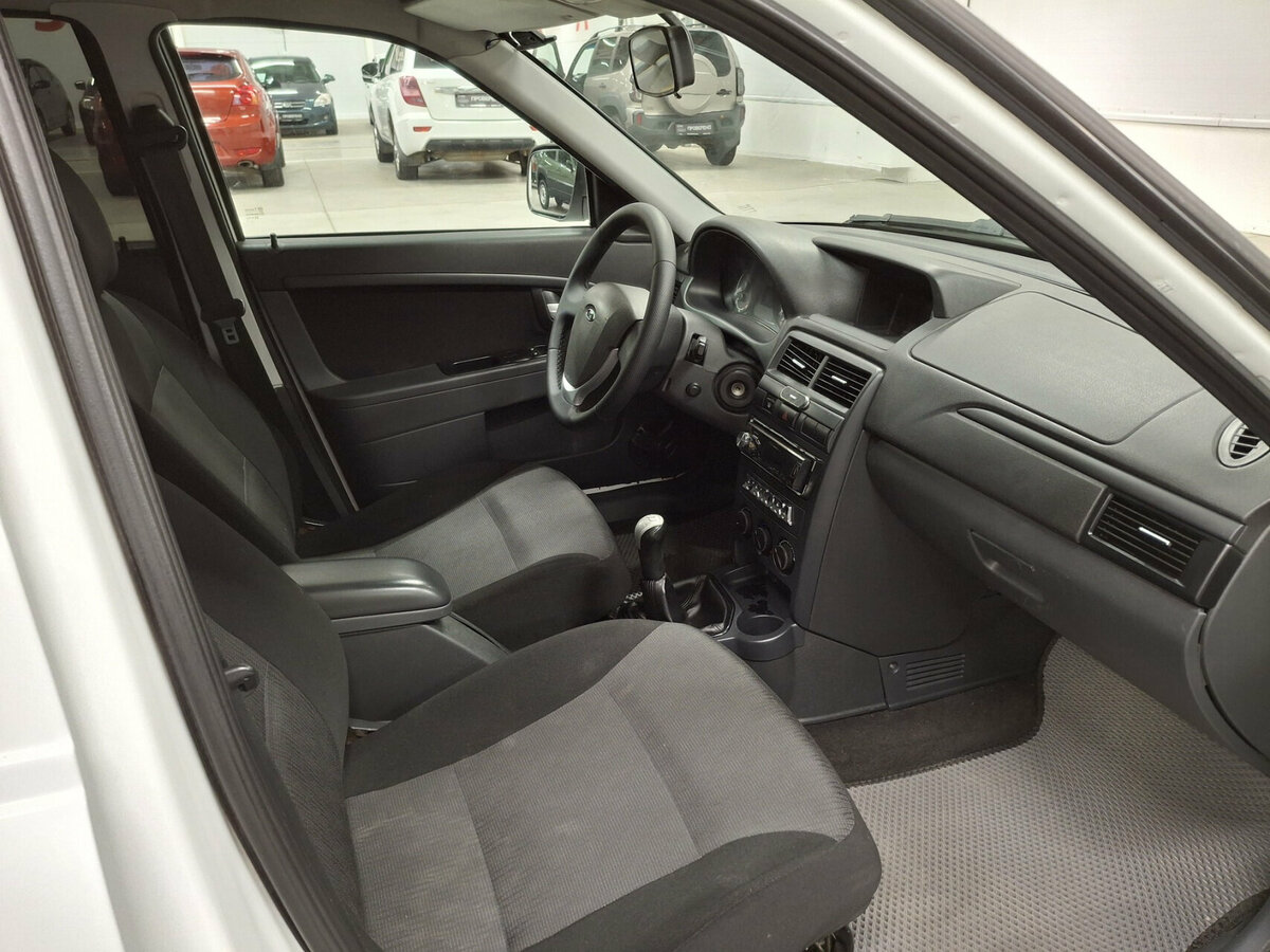 Купить Lada (ВАЗ) Priora, 2017, 39 132 км.. Фото: #10