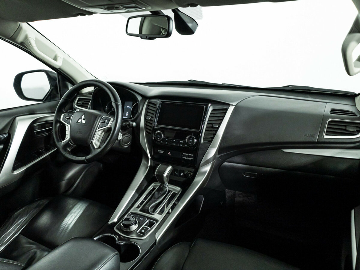 Купить Mitsubishi Pajero Sport, 2017, 233 804 км.. Фото: #6